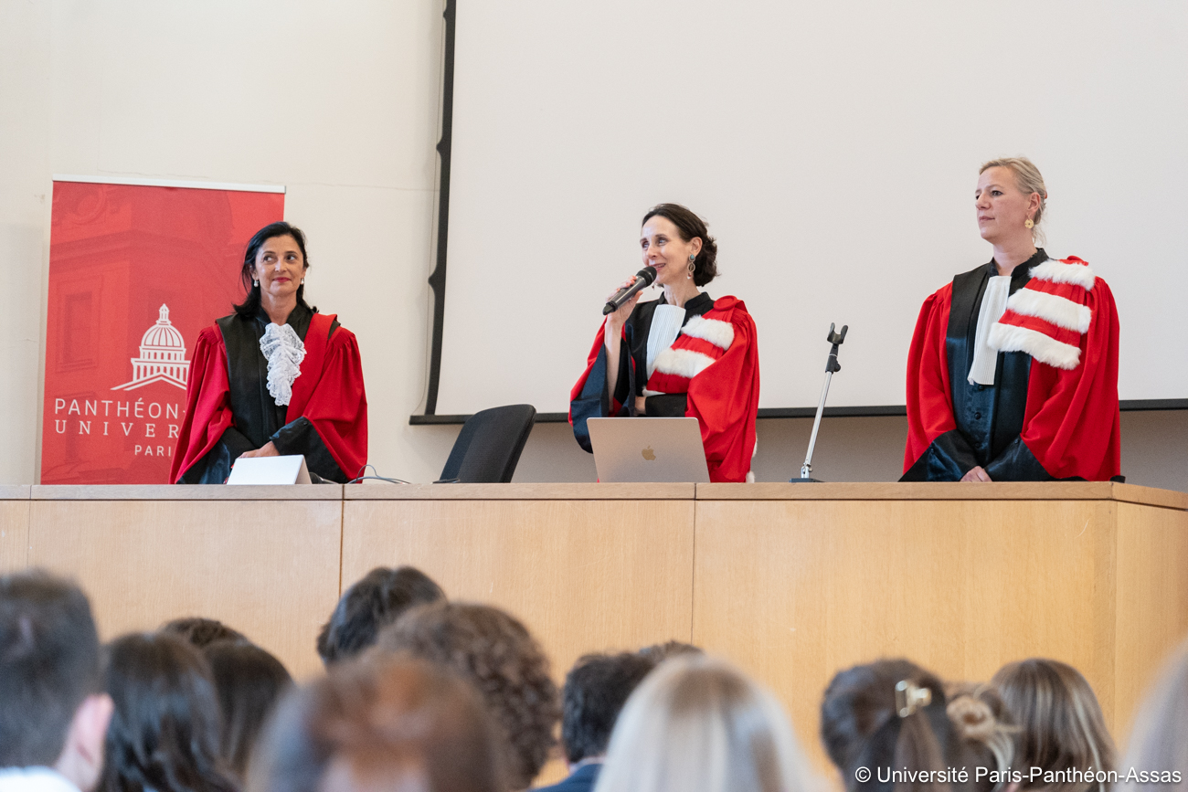 Photo de la cérémonie de remise de diplomes du Collège de droit Promotion 2025