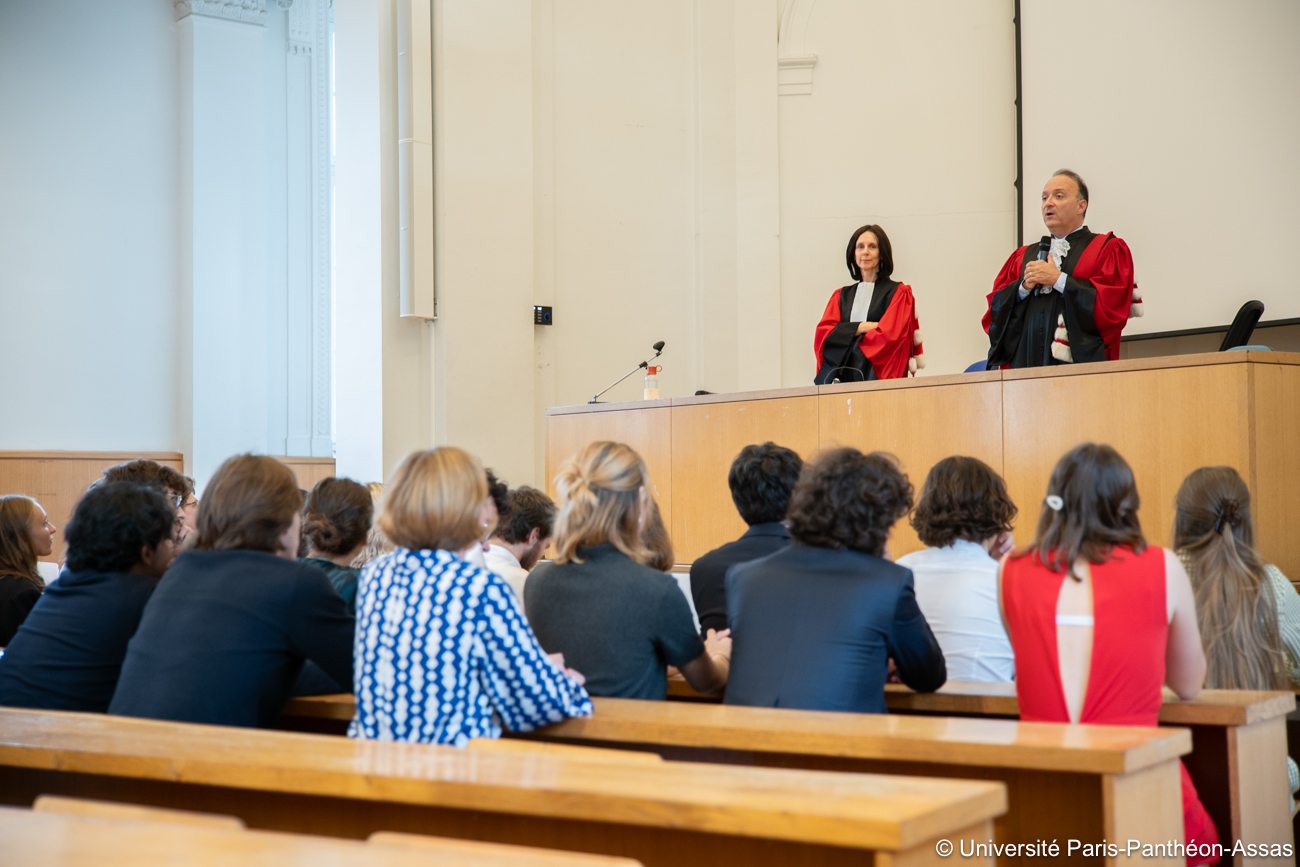 Photo de la Cérémonie de remise des diplômes de la promotion 2023 du Collège de droit