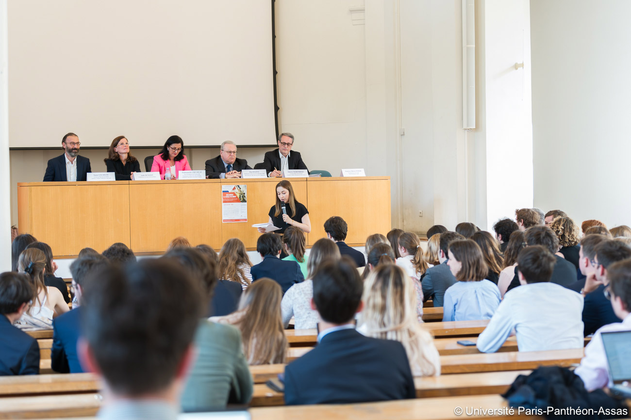 Photo de la table ronde de l'école de droit de juin 2024