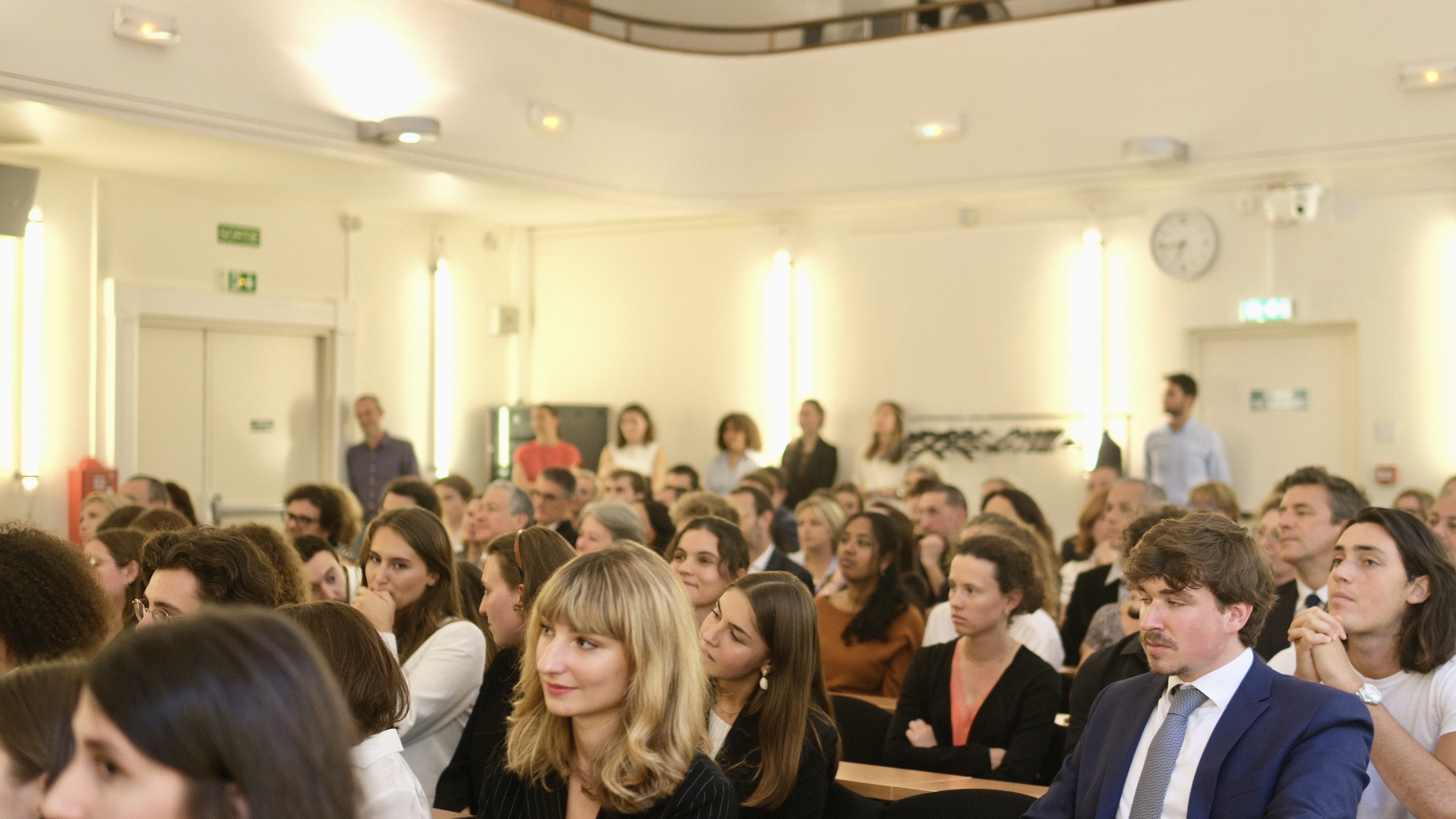 Photo prise lors de la remise des diplômes de la promotion 2024 du Collège de droit