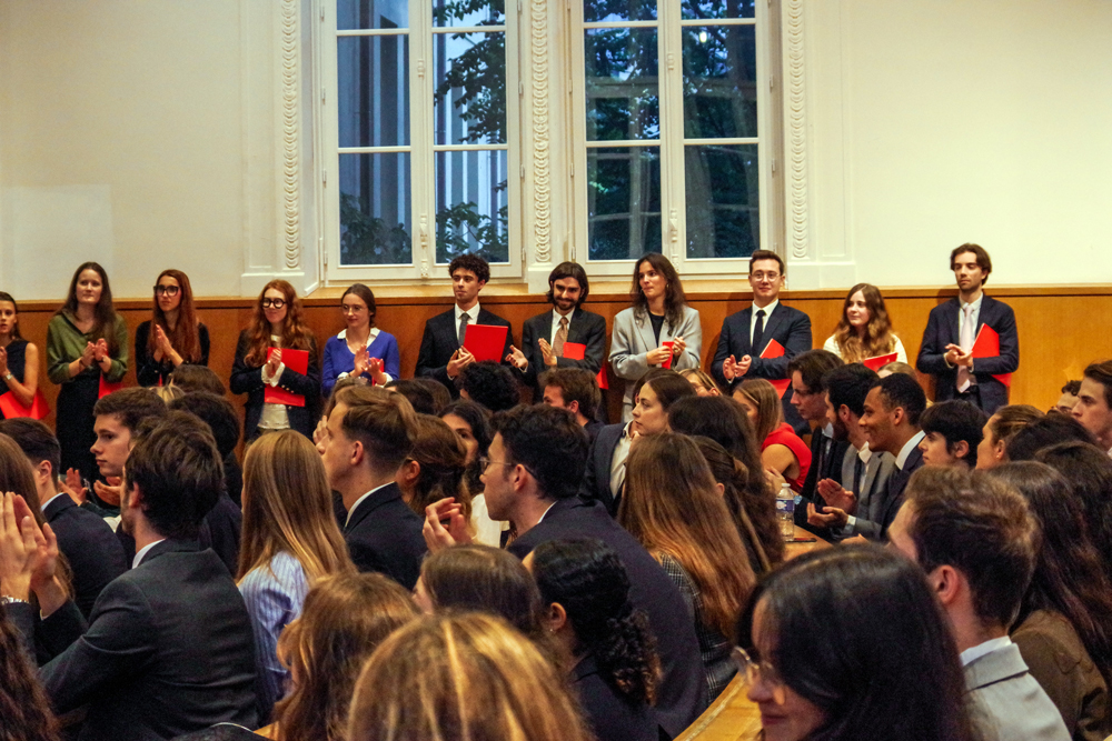 Photo de la remise de diplômes de la promotion 2024 de l'École de droit