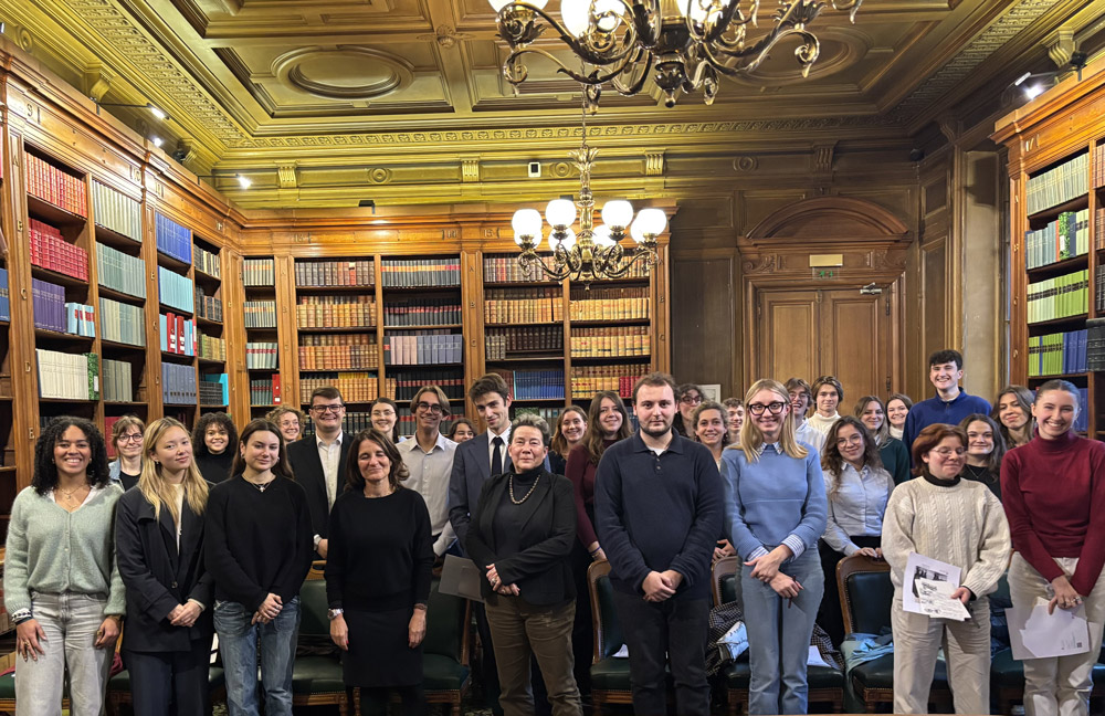 Photo e la visite des étudiants du Collège de droit lors des rencontres 2024-2025