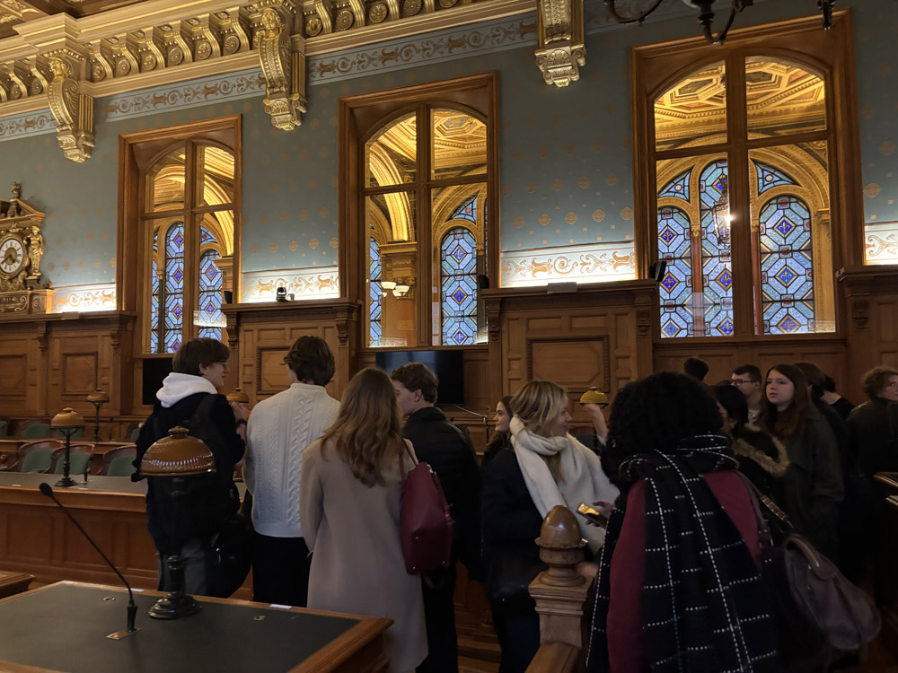 Photo e la visite des étudiants du Collège de droit lors des rencontres 2024-2025