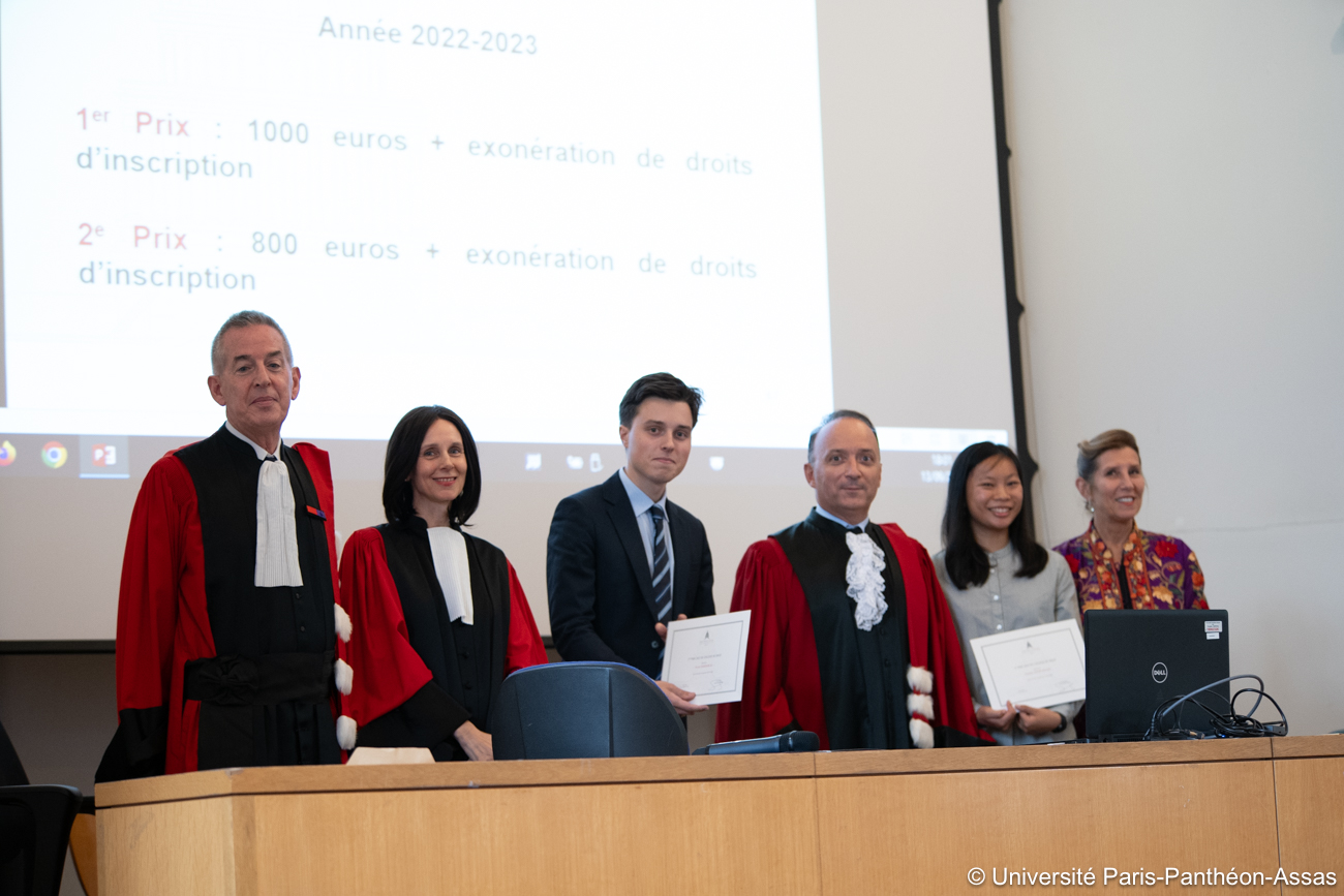 Photo de groupe du Prix 2022-2023 du Collège de Droit