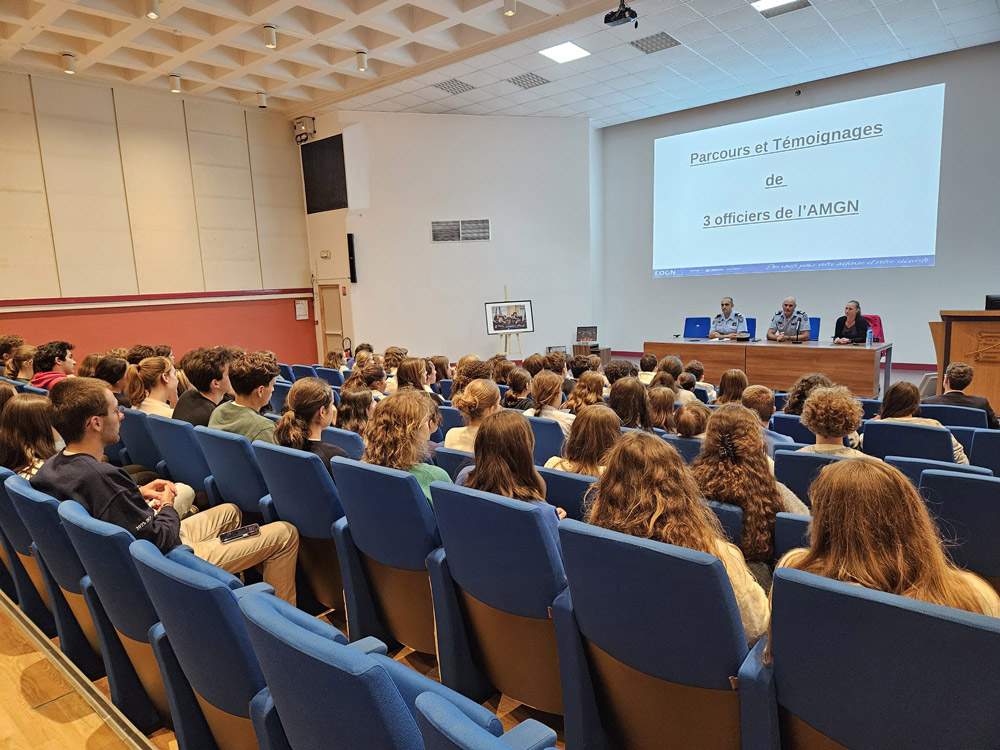 Photo du séminaire d’intégration des étudiants de deuxième année (septembre 2024)