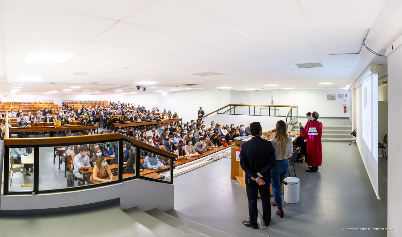 Remise de diplômes du Collège de droit - Promotions 2020 et 2021