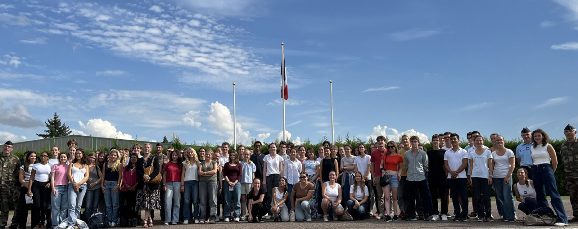 Photo du séminaire d’intégration des étudiants de première année du Collège de droit 2024 Photo du séminaire d’intégration des étudiants de première année du Collège de droit 2024